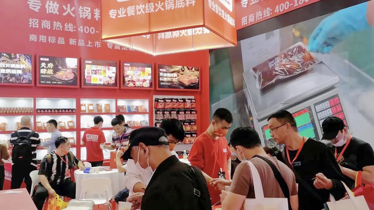 EMC易倍携“开门红”惊喜亮相南京展会，各底料产品赢得消费者青睐